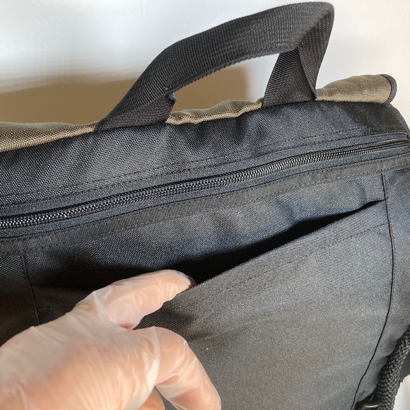 Columbia Messenger Bag - Picture 8 of 8